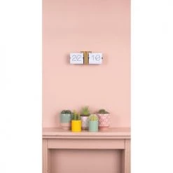 Karlsson Horloges Murales Et Horloges à Poser Horloge à Poser Design Vintage Blanc -Plaques et lettrages Soldes horloge a poser design vintage blanc 3