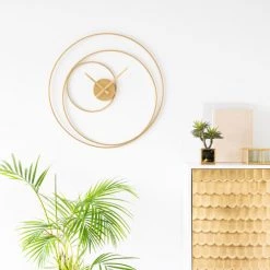 Maisons Du Monde Horloges Murales Et Horloges à Poser Horloge Cercles En Métal Doré D60 -Plaques et lettrages Soldes horloge cercles en metal dore d60 1000 5 40 215208 2