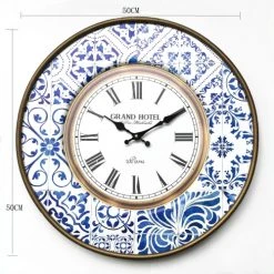 Mobili Rebecca Horloges Murales Et Horloges à Poser Horloge Murale Ronde En Métal Bleu Et Blanc Majolique ø 50 Cm -Plaques et lettrages Soldes horloge murale ronde en metal bleu et blanc majolique oe 50 cm 2