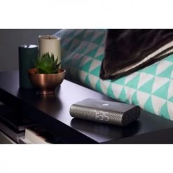 Lexon Horloges Murales Et Horloges à Poser Radio Réveil En Aluminium Noir -Plaques et lettrages Soldes radio reveil en aluminium noir 3